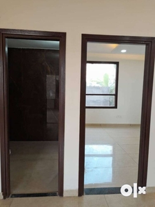 READY TO MOVE 3BHK WITH LIFT