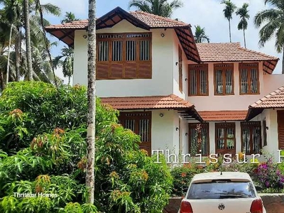 Traditional home for sale near Thrissur