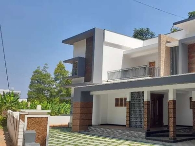 Vazhakulam, 11 cent, 4 BHK new House...