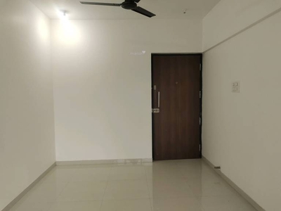 700 sq ft 2 BHK 2T Apartment for rent in Parinee Essence at Kandivali West, Mumbai by Agent Sales Team