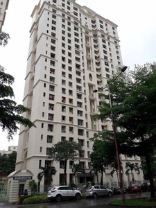 940 sq ft 2 BHK 2T Apartment for sale at Rs 1.85 crore in Hiranandani Burlington in Thane West, Mumbai