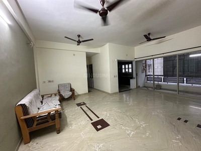 2 BHK Flat for rent in Chandkheda, Ahmedabad - 1350 Sqft