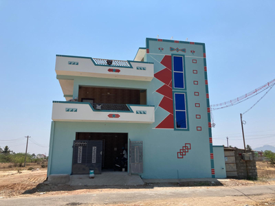 2 BHK House 1800 Sq.ft. for Rent in Erayangadu, Vellore