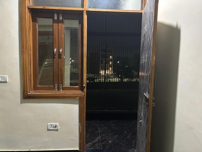 2 BHK Independent Floor for rent in Sector 63 A, Noida - 980 Sqft
