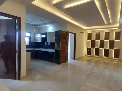 3 Bedroom 1400 Sq.Ft. Builder Floor in Rohini Sector 11 Delhi