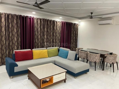 3 BHK Flat for rent in Vaishno Devi Circle, Ahmedabad - 1500 Sqft