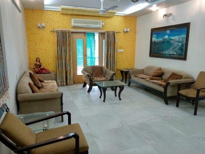 4 BHK Flat for rent in Navrangpura, Ahmedabad - 1500 Sqft