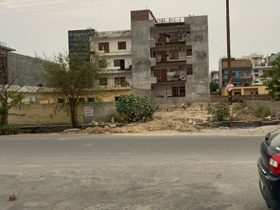 450 Sq.Mt. Plot in Sector 63a Noida