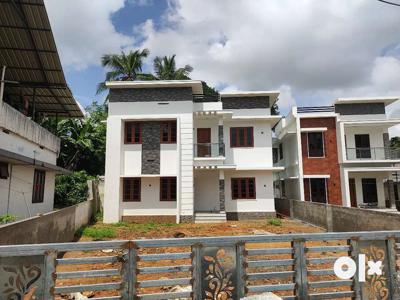 AN AMAZING NEW 3BED ROOM 1400 SQFT 6.5CENT HOUSE IN KOLAZHY, THRISSUR