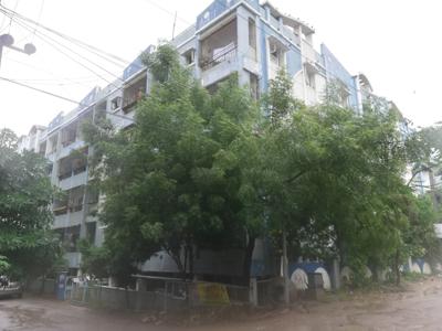 Sri Aditya Lakeview Towers in Pragathi Nagar Kukatpally, Hyderabad