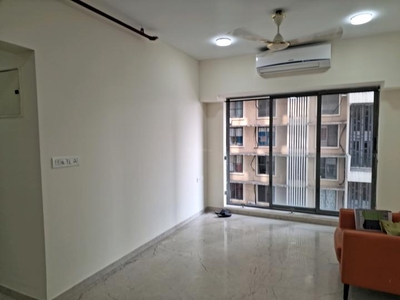 2 BHK Flat for rent in Chembur, Mumbai - 810 Sqft