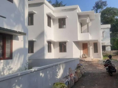 4 bhk new house 9.9 cents with open well ready to move