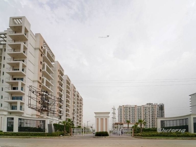 1950 sq ft 3 BHK Apartment for sale at Rs 1.65 crore in Shree Vardhman Shree Vardhman Victoria in Sector 70, Gurgaon