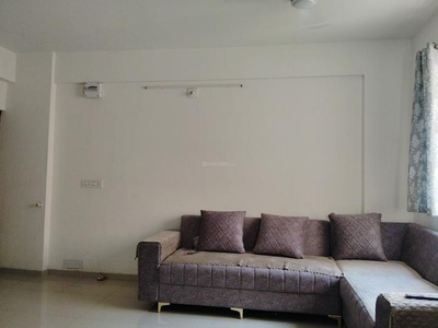 2 BHK Flat for rent in Satellite, Ahmedabad - 1400 Sqft