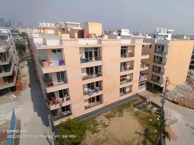 2bhk flat near main road park tample inside gated society