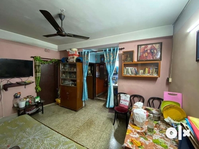 2bhk well maintained flat in Dunlop area, 5 mins walk from BT rd Metro