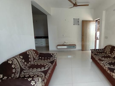 3 BHK Flat for rent in Tragad, Ahmedabad - 1570 Sqft