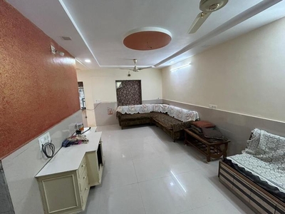 4 BHK Flat for rent in Thaltej, Ahmedabad - 2600 Sqft