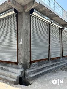 40 Gaj shop with 90% bank loan in Authorised Colony