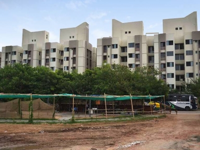 990 sq ft 2 BHK 1T SouthWest facing Apartment for sale at Rs 41.00 lacs in Bakeri Smarana Apartments in Vejalpur, Ahmedabad
