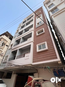 Flat for sale in (shaikpet HS dargah road)