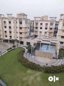 Fully furnished Big 2BHK Flat with Car Parking
