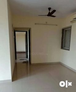 Halisahr,Up side a 500m distance a Ground floor 2 bhk flat sell aache.