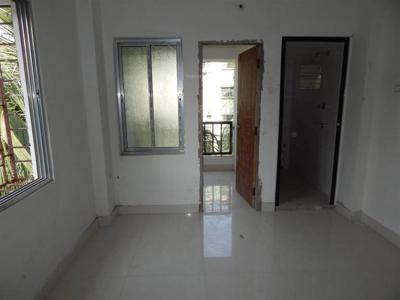 950 sq ft 2 BHK 2T NorthWest facing Completed property Apartment for sale at Rs 26.60 lacs in Project in Dum Dum Cantonment, Kolkata
