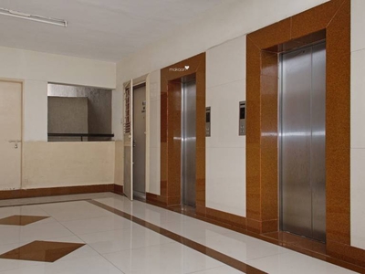 1600 sq ft 3 BHK 3T Apartment for sale at Rs 2.20 crore in Magarpatta Sylvania in Hadapsar, Pune