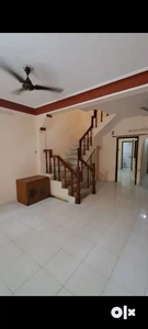 20k_3bhk duplex on rent near sqaure.