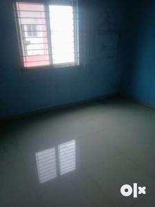 2bhk flat for rent in Kolar road good condition
