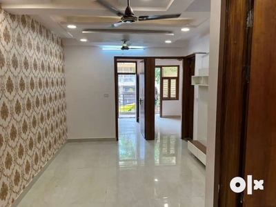 2bhk semi furnished flat without owner