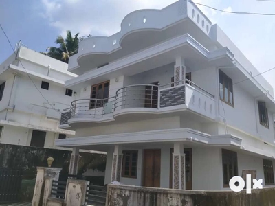 3 BHK HOUSE FOR LEASE KUZHIVELIPADY KAKKANAD INFOPARK 6 KM