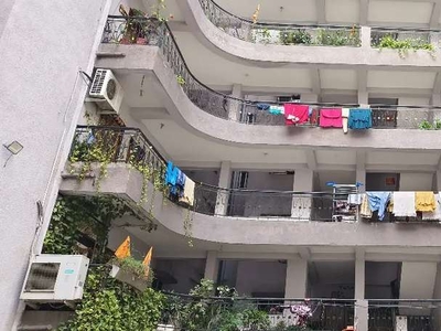3bhk flat for rent Ashoka Ratan Shankar Nagar only family