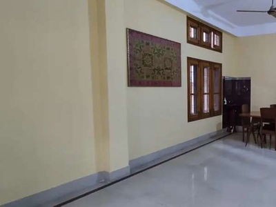 4 bedroom, 4bath Semi furnished Flat Ganeshguri, near Rajdhani masjid.