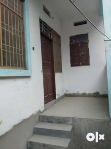 Available Small 1 BHK Flat for Rent
