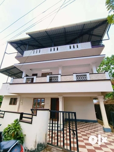Family :3Bhk independent House For Rent At kakkanad Millumppady Road