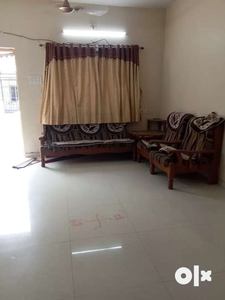 Flat for Rent 2 BHK Subhanpura Area With Parking