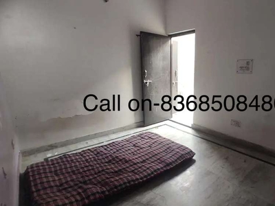 For rent 1 room set in beta 2 greater Noida