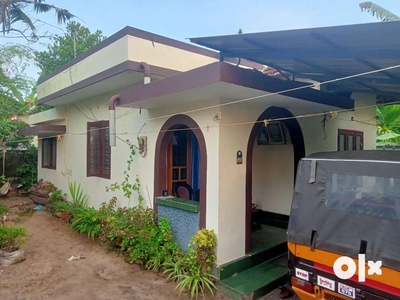 House for Sell in Alappuzha,Thumpoly.