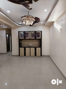 Resale 7 yrs old Fully furnished flat sale at kommadi