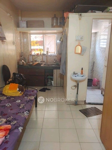 1 RK Flat In 1 Female Roommate for Rent In Aundh Gaon