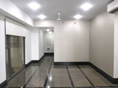 1540 sq ft 3 BHK 3T SouthWest facing Completed property Apartment for sale at Rs 5.50 crore in Lodha New Cuffe Parade in Wadala, Mumbai