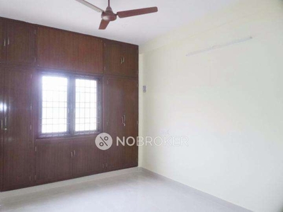 2 BHK Flat In Standalone Building for Rent In Perumbakkam