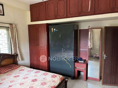 2 BHK Flat In Standlone Building for Rent In Teynampet