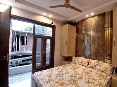 780 sq ft 3 BHK 2T Completed property Apartment for sale at Rs 43.50 lacs in Project in Dwarka Mor, Delhi
