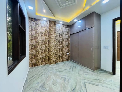 800 sq ft 3 BHK 2T Completed property BuilderFloor for sale at Rs 73.00 lacs in Project in Rohini sector 24, Delhi
