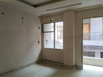 900 sq ft 3 BHK 3T BuilderFloor for sale at Rs 84.00 lacs in Project in Dashrath Puri, Delhi