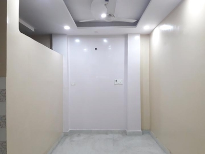 2 BHK Flat for rent in Ashok Vihar, New Delhi - 891 Sqft