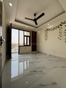 2 BHK Flat for rent in Saket, New Delhi - 1500 Sqft